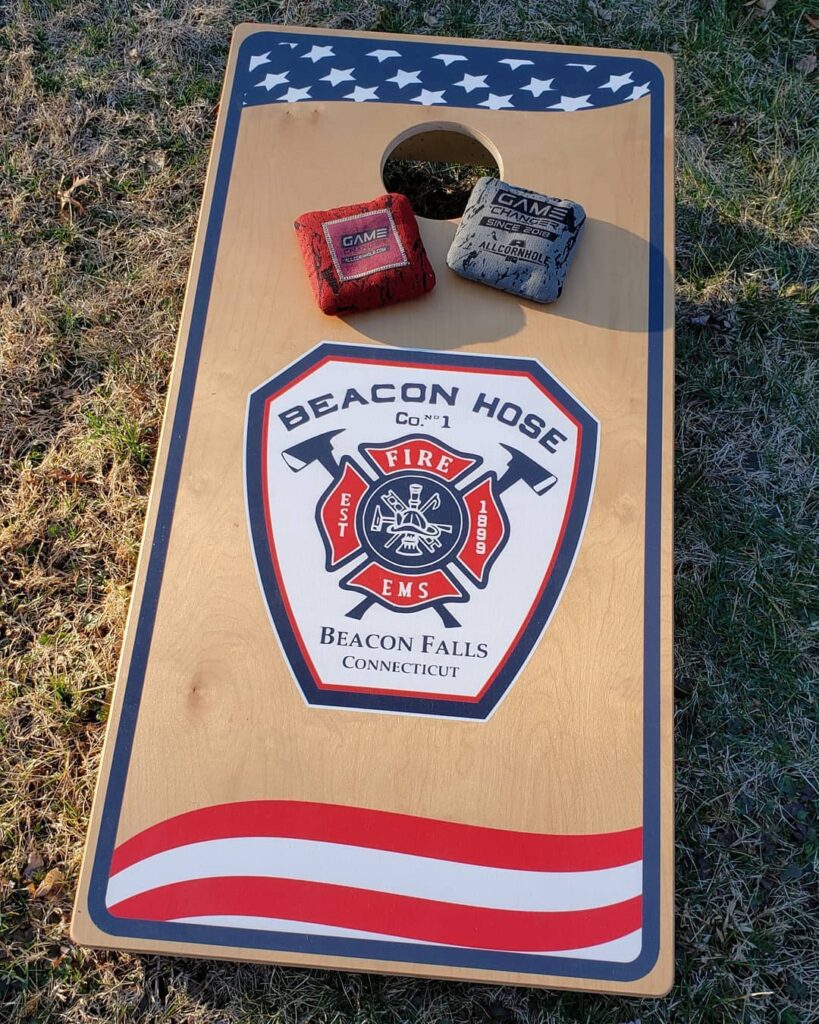 This image has an empty alt attribute; its file name is new-cornhole-boards-819x1024.jpg